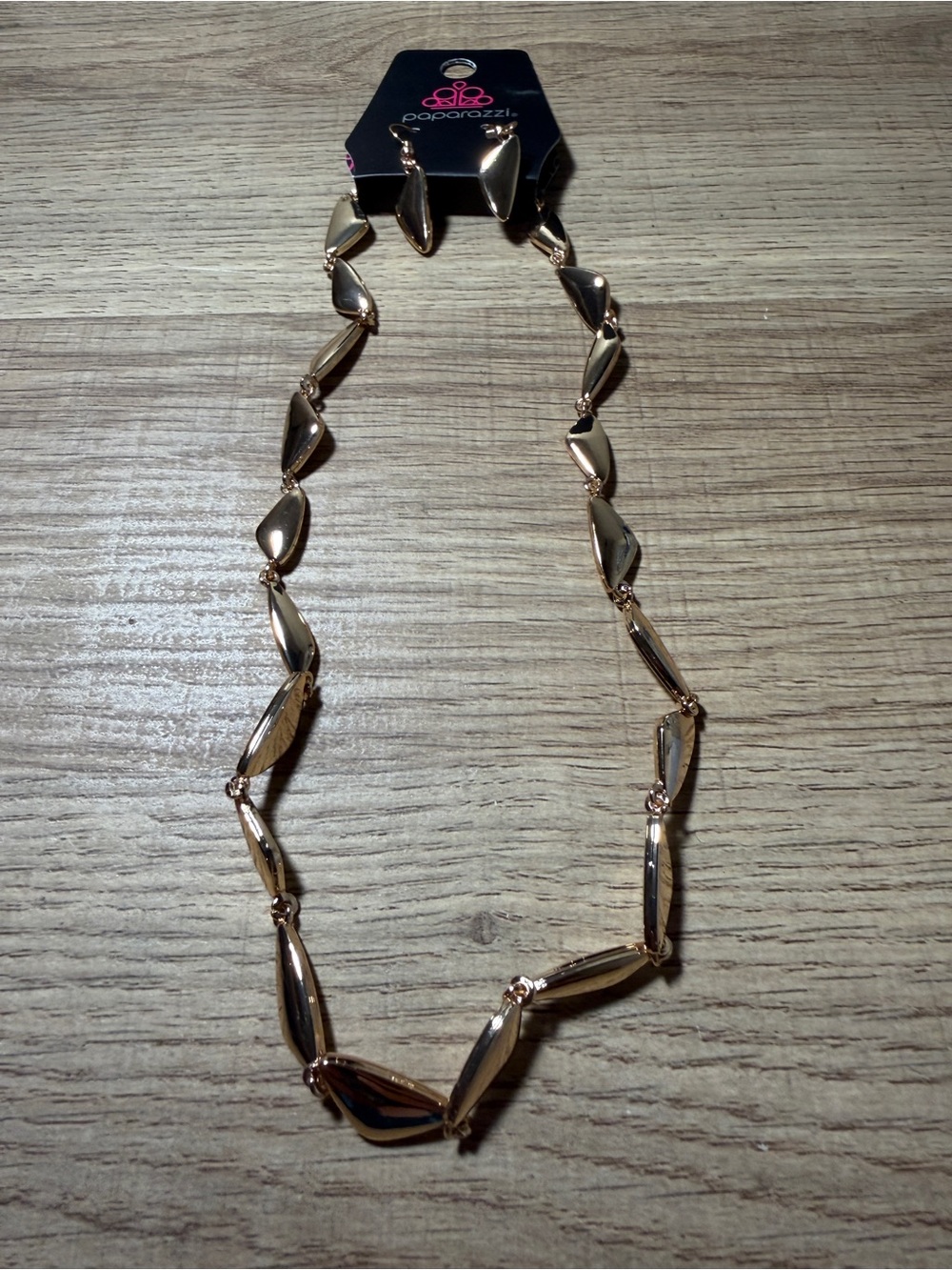 paparazzi Rose Gold Sculpted Link Statement Necklace
